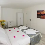 Hotel Nisan's