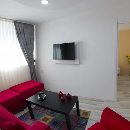 Nisan's Hotel