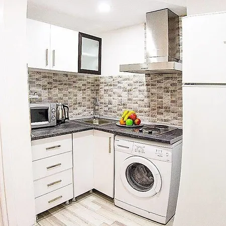 Nisan's 2* Istanbul